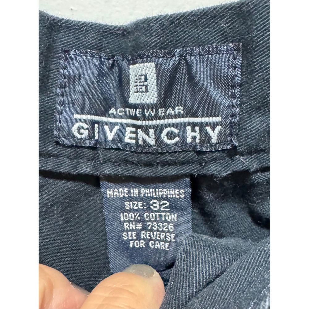 Givenchy Activewear Mens Black Cotton Pleated Chino Shorts Size 32/ 29 Vintage - Picture 3 of 4